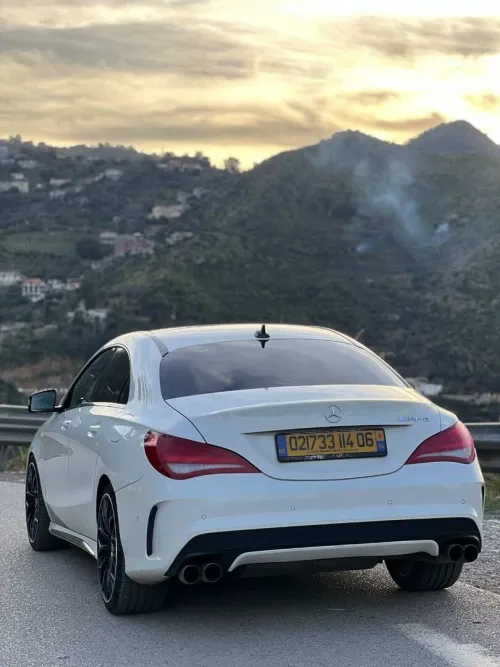 Mercedes CLA 2014 Coupé Exclusif + AMG 