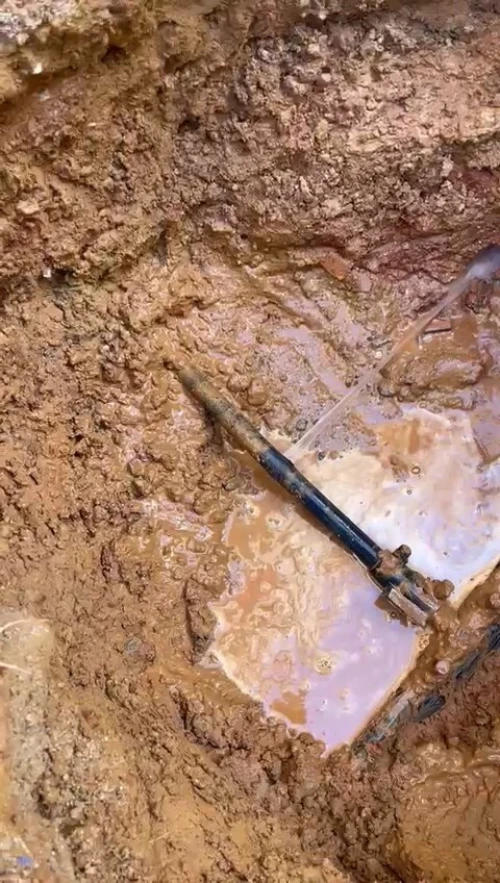 Détection de fuites d'eau encastrée كشف تسربات المياه بدون تكسير