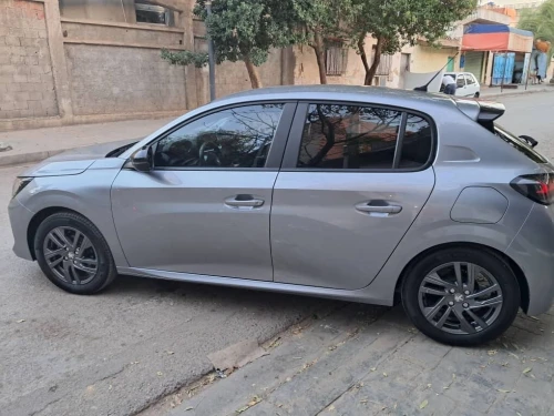 Peugeot 208 2022 Access