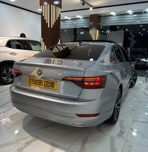 Volkswagen Jetta 2020 Carat