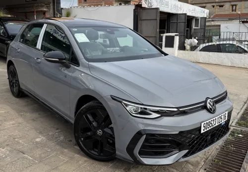Volkswagen Golf 8 2025 R-Line