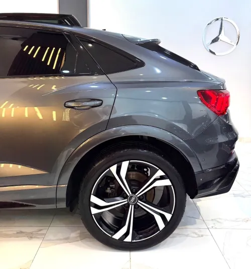 Audi Q3 2022 S Line