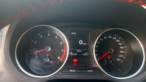 Volkswagen Polo 2015 la carrat