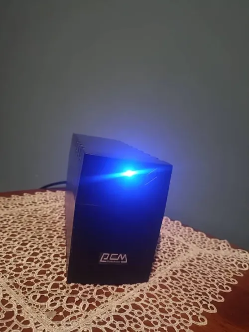 Onduleur Powercom 600VA/ 360W