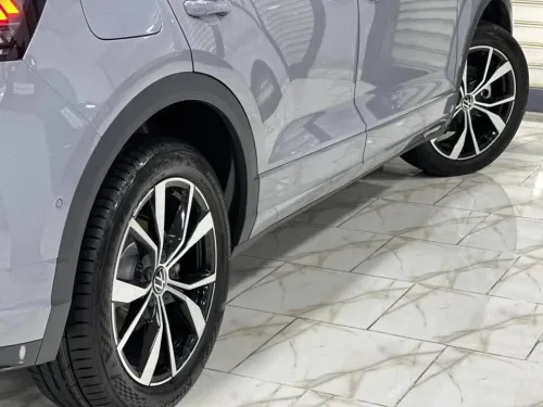 Volkswagen T-Roc 2025 R-Line 