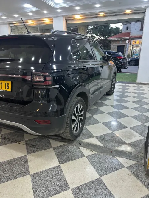 Volkswagen T crosse 2021 Activ