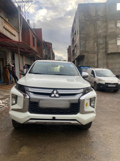 Mitsubishi L200 2022 Doube cabine Evolution