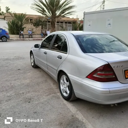 Mercedes W203 2002 C 220