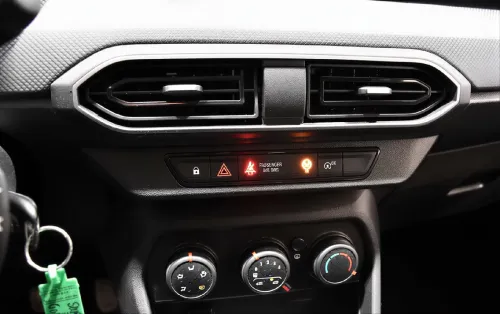 Dacia Sandero 2024 Essential
