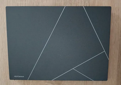Asus ZENBOOK 13 OLED