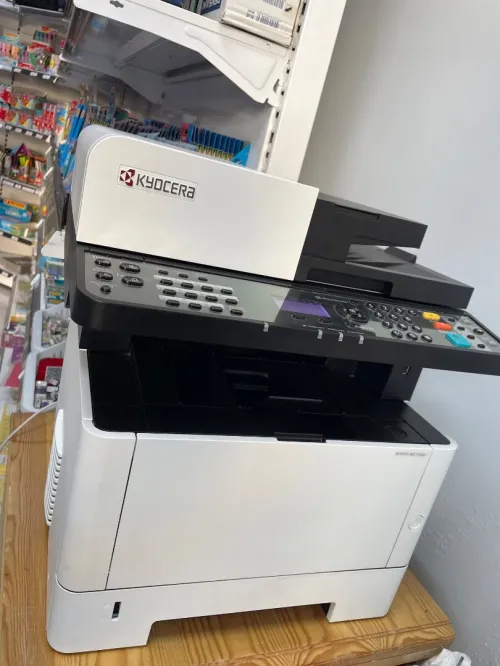 Imprimante kyocera m2135 presque neuf