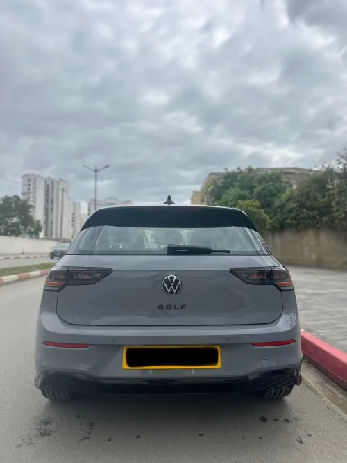 Volkswagen Golf 8 2025 R Black Edition 