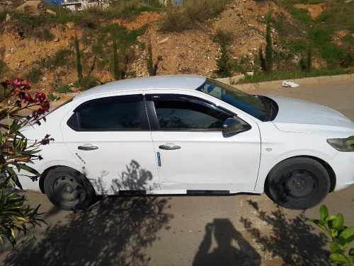 Peugeot 301 2013 Active