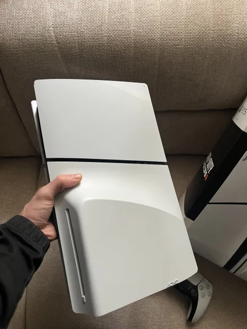 Play station 5 slim standard 1tb ( 2025 )