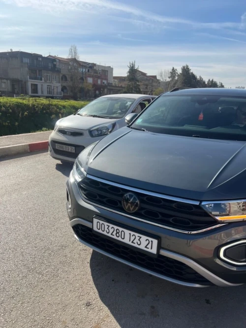 Volkswagen T-Roc 2023 Life business