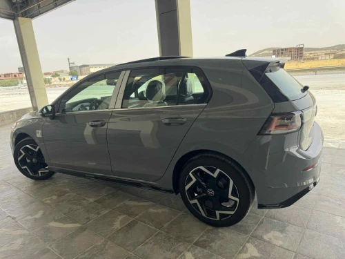 Volkswagen Golf 8 2025 R-Line