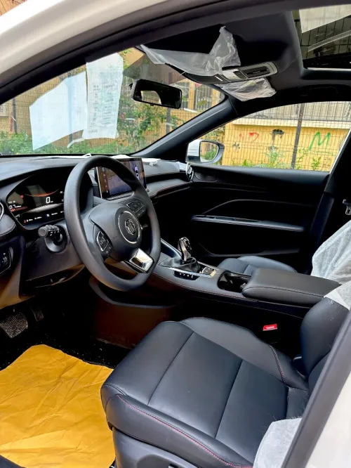 MG 5 2025 Luxury