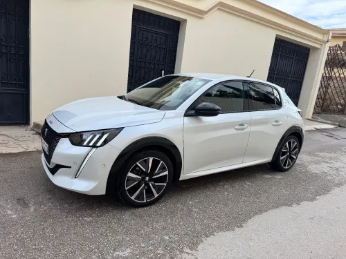 Peugeot 208 2022 GT
