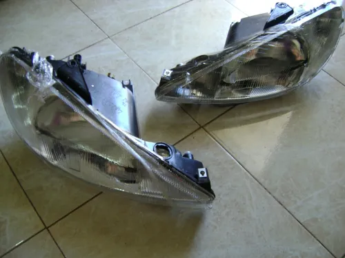 PHARE NEUVE PEUGEOT 206