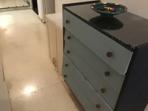 Commode bois brut