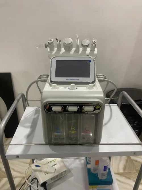 آلة تنظيف الوجه العميق hydrafacial