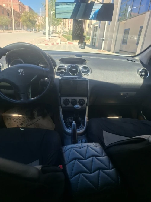 Peugeot 308 2012 