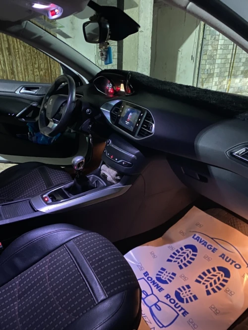 Peugeot 308 2015 Allure