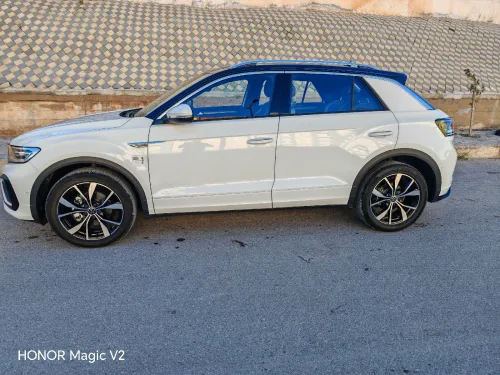 Volkswagen T-Roc 2025 