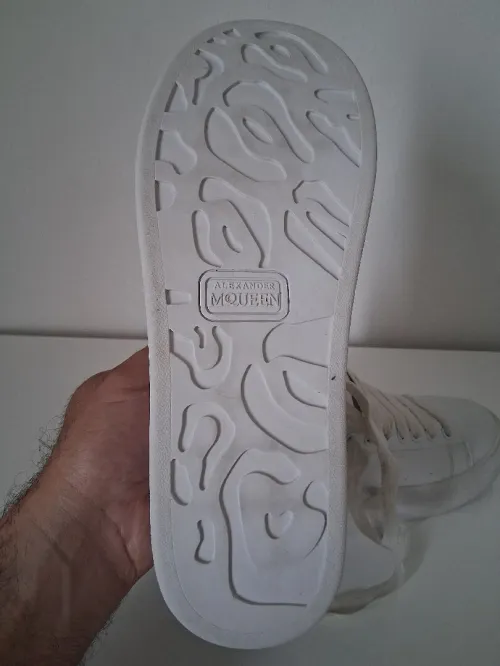 Alexander MQueen Taille 43
