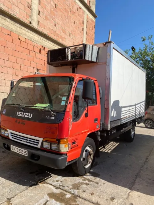 Isuzu NPR 2002