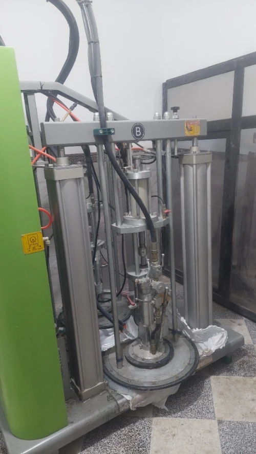 Chargeur sylicone de machine dinjection