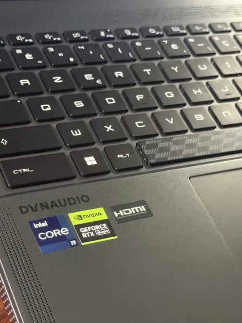 Laptop MSI Stealth 16 Mercedes-AMG | 32GB RAM - 2.29TB - RTX 4070