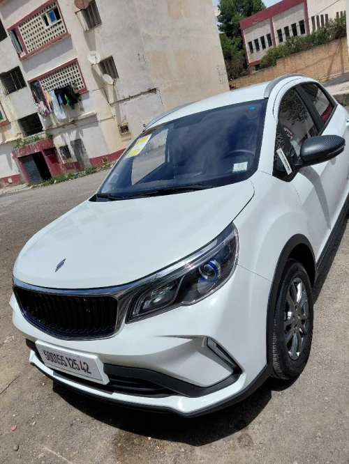 Livan X3 Pro  2025 Manuelle (Sans toit ouvrant)