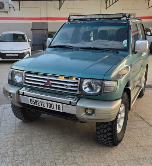 Mitsubishi Pajero Sport 2000 Pajero courte