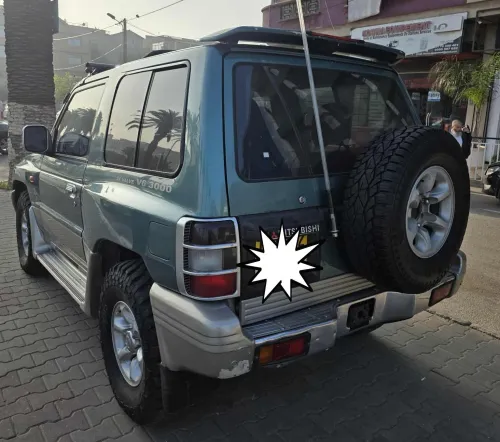 Mitsubishi Pajero Sport 2000 Pajero courte