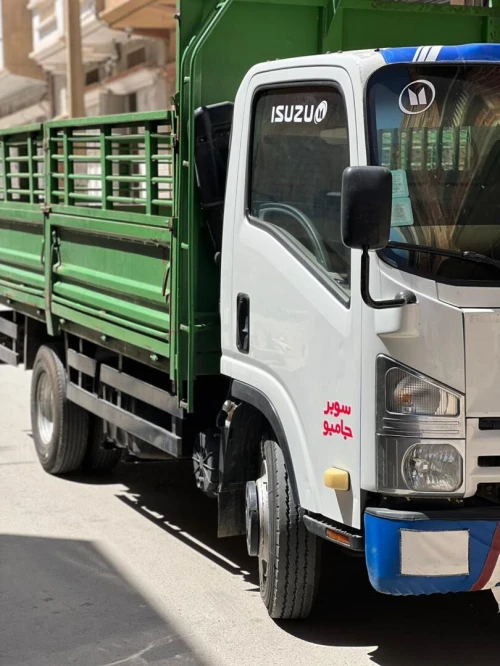 Isuzu Isuzu 2011