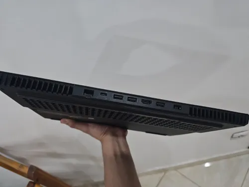 LEGION 5 15" 5600H RTX 3060 16GB 512GB SSD