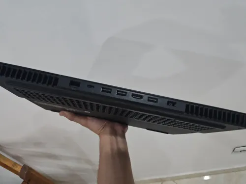 LEGION 5 15" 5600H RTX 3060 16GB 512GB SSD