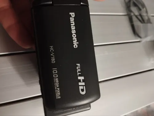 Caméscope Panasonic v180