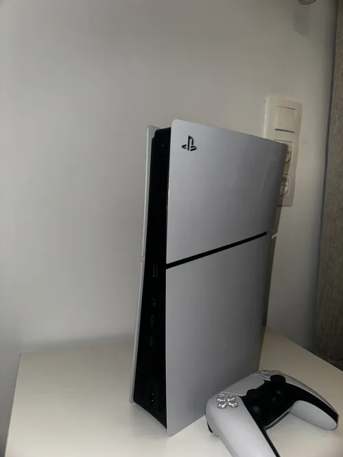 PS5 Slim