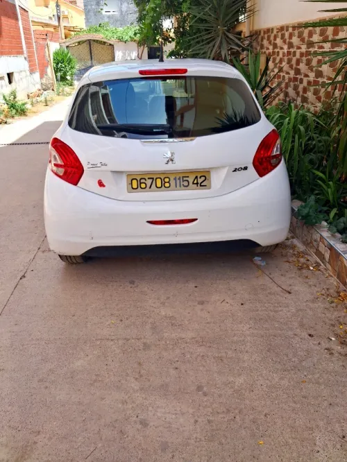 Peugeot 208 2015 Active Facelift
