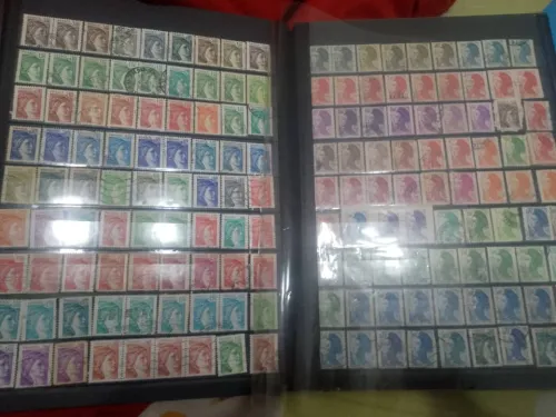 Lots Timbres de collection 