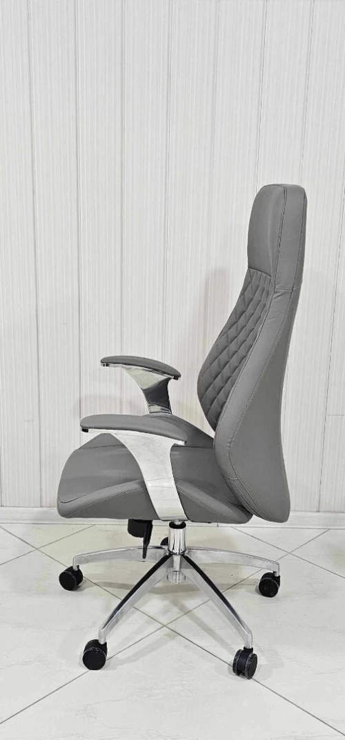 FAUTEUIL DIRECTIONNEL 1603