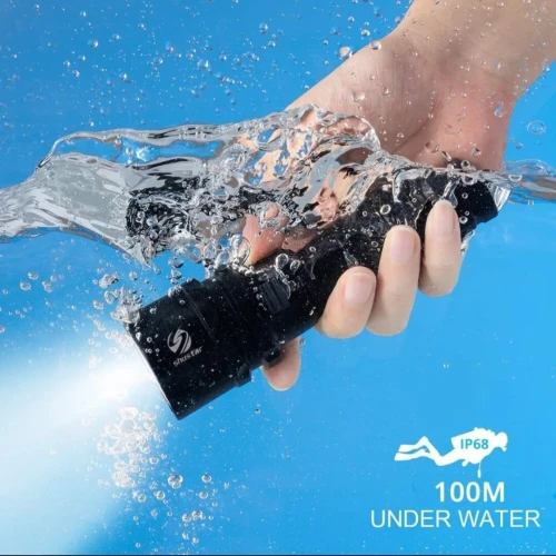 Torche de Plongée Professionnelle à Haute Puissance étanche IP68. Batterie Rechargeable