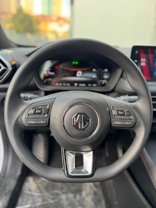 MG 5 2025 180 DVVT Full Option