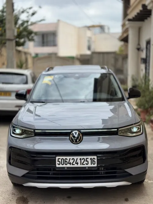 Volkswagen Tharu  2025 XR - Turbo