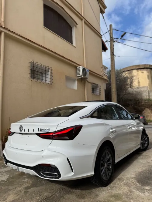 MG 5 2025 180 Dvvt