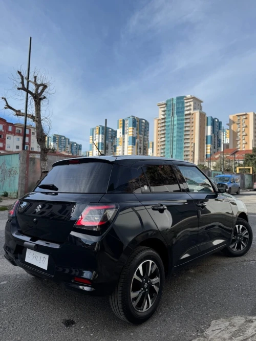 Suzuki Swift 2025 GLX T . Option