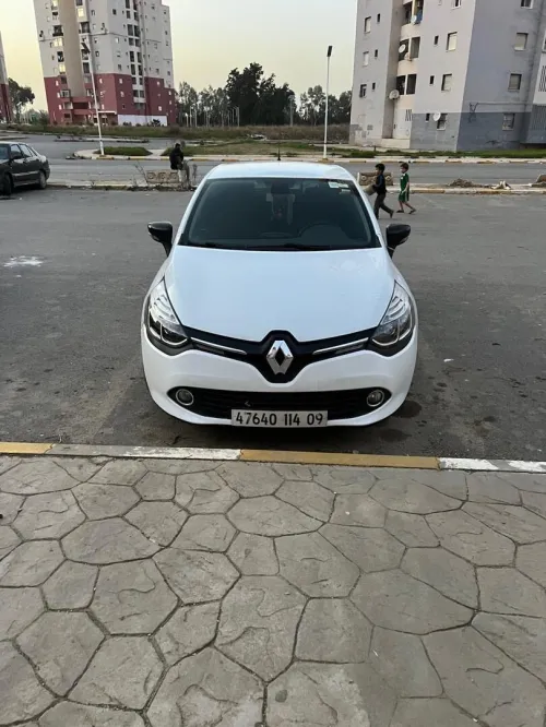 Renault Clio 4 2014 Seventeen