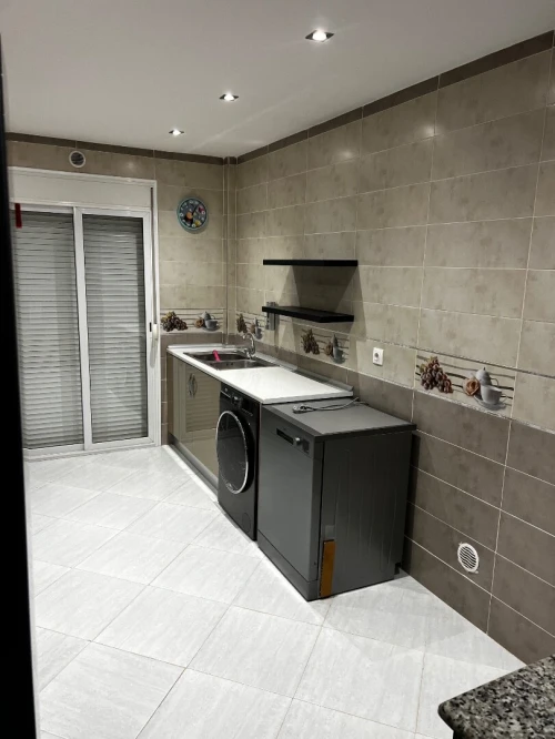 Location Appartement F4 Alger Draria